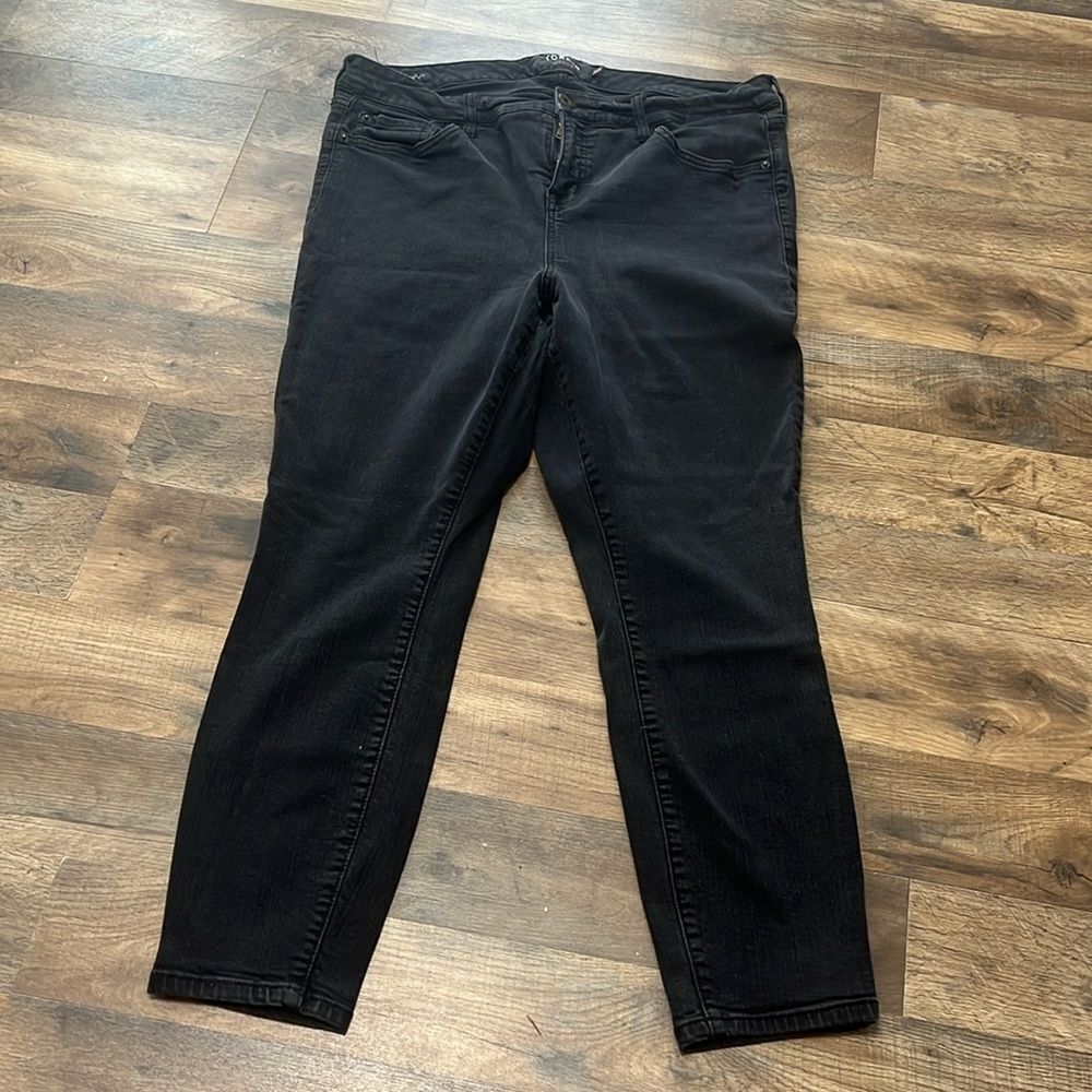 Torrid high rise curvy black jeans size 18R